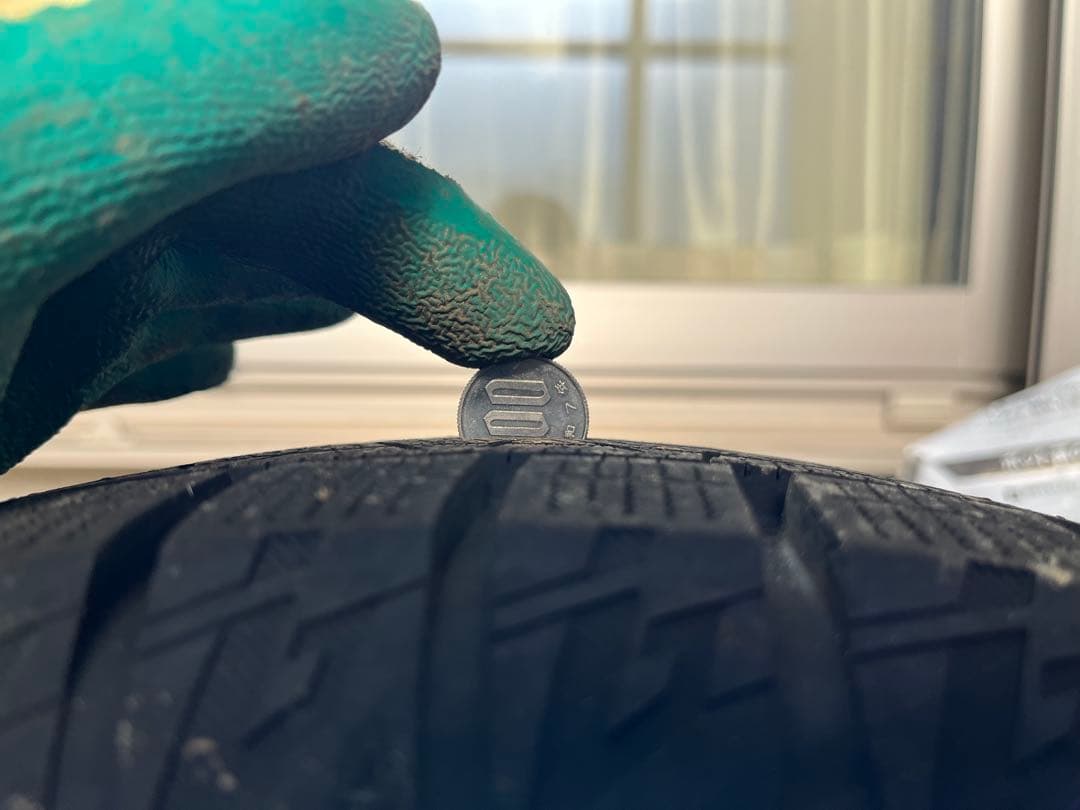 YOKOHAMA製iceGUARD iG60スタッドレスタイヤ・ホイール4本