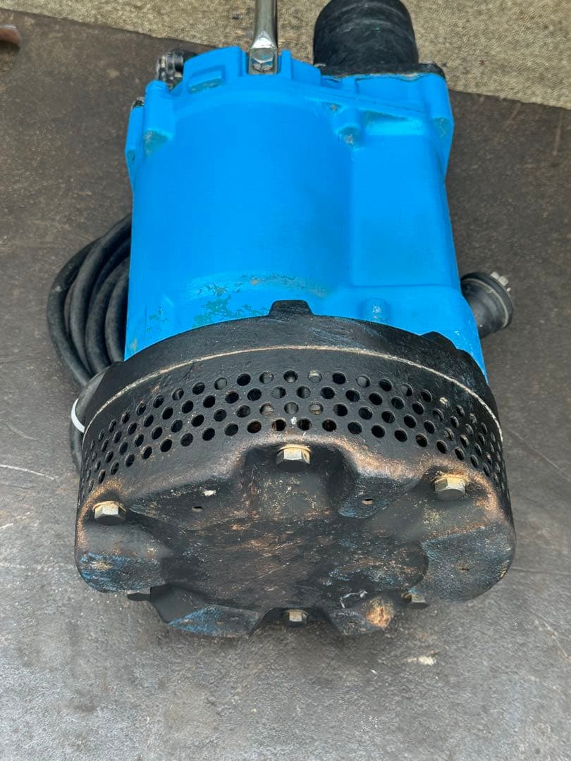 1. 鶴見水中ポンプ排水用水中ポンプKTV3-55 三相　200V 60Hz