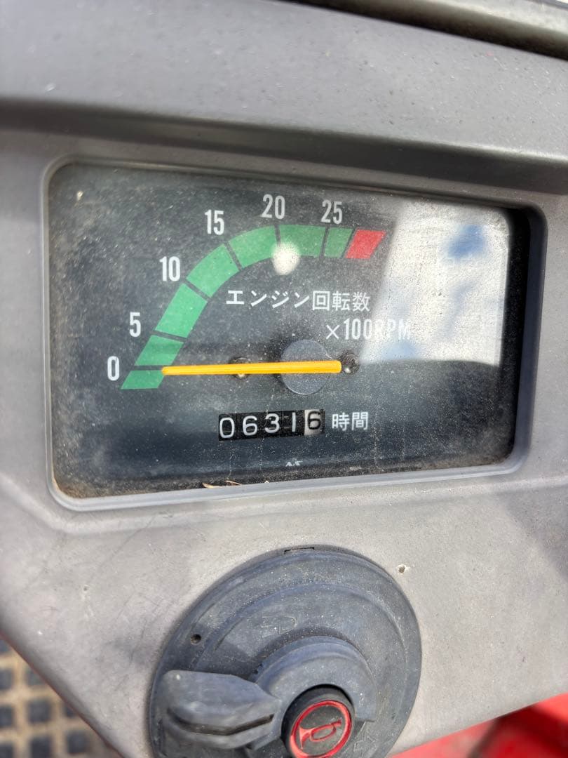 ヤンマートラクターKe-50　4WD 631時間15馬力　自動水平　キャノピー