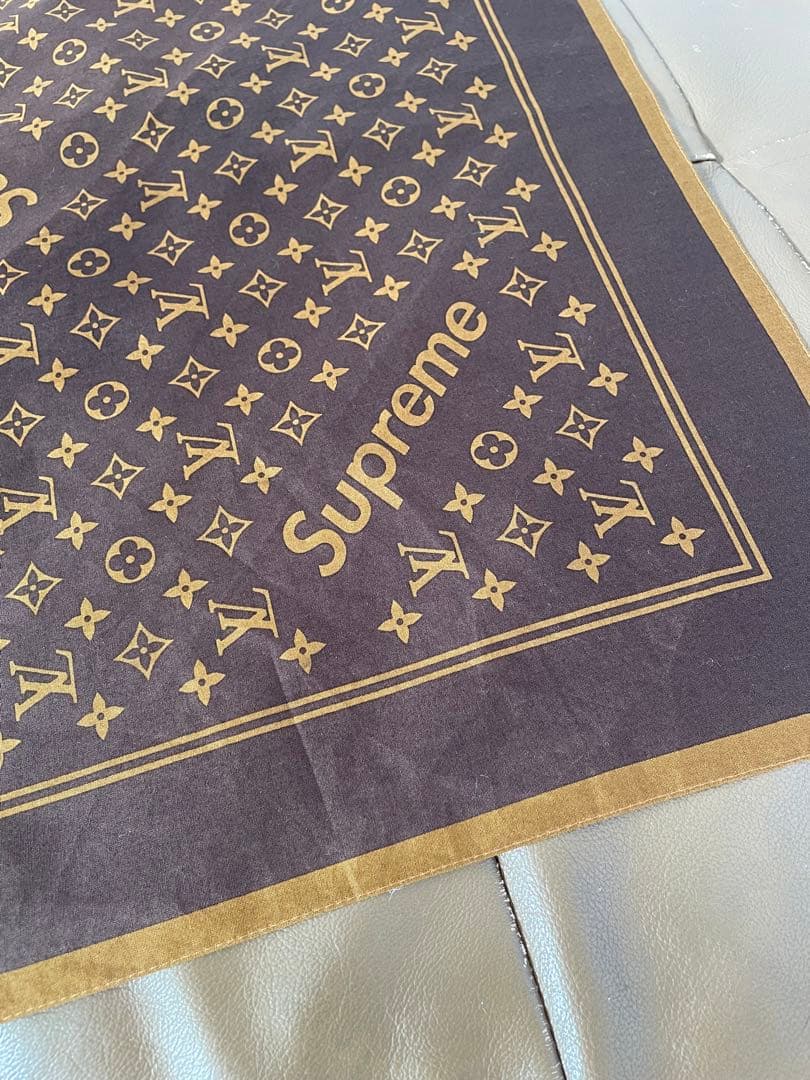 小物 Louis Vuitton x Supreme Monogram Bandana