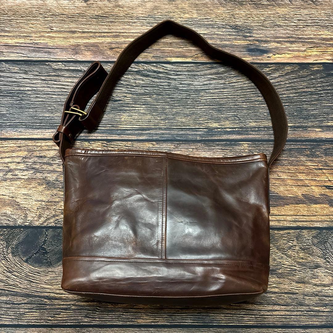 バッグ GANZO HORWEEN / leather messenger bag