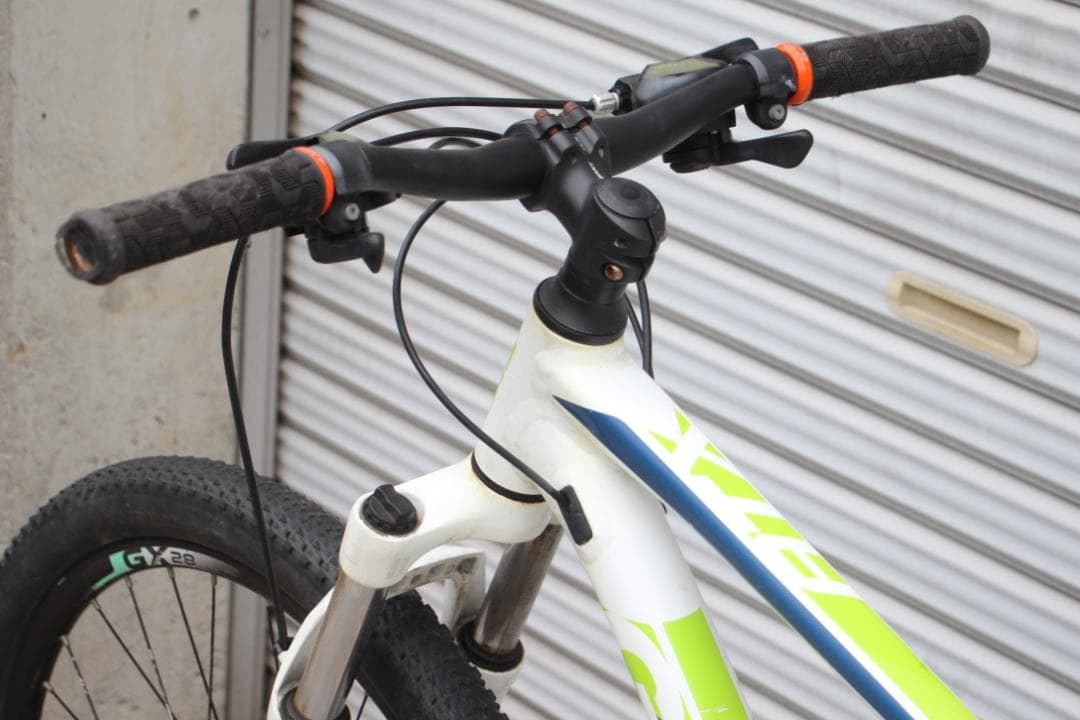 引き取り限定♪人気のGIANT♪ATX♪前後ディスクブレーキ装備で制動力良いです