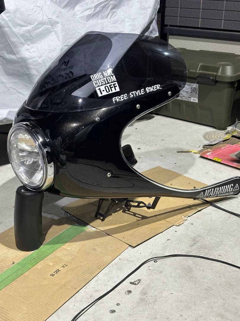 【ロケットカウル】ゾウパナステー付　ハーフロケットカウル　スポーツスターステー付