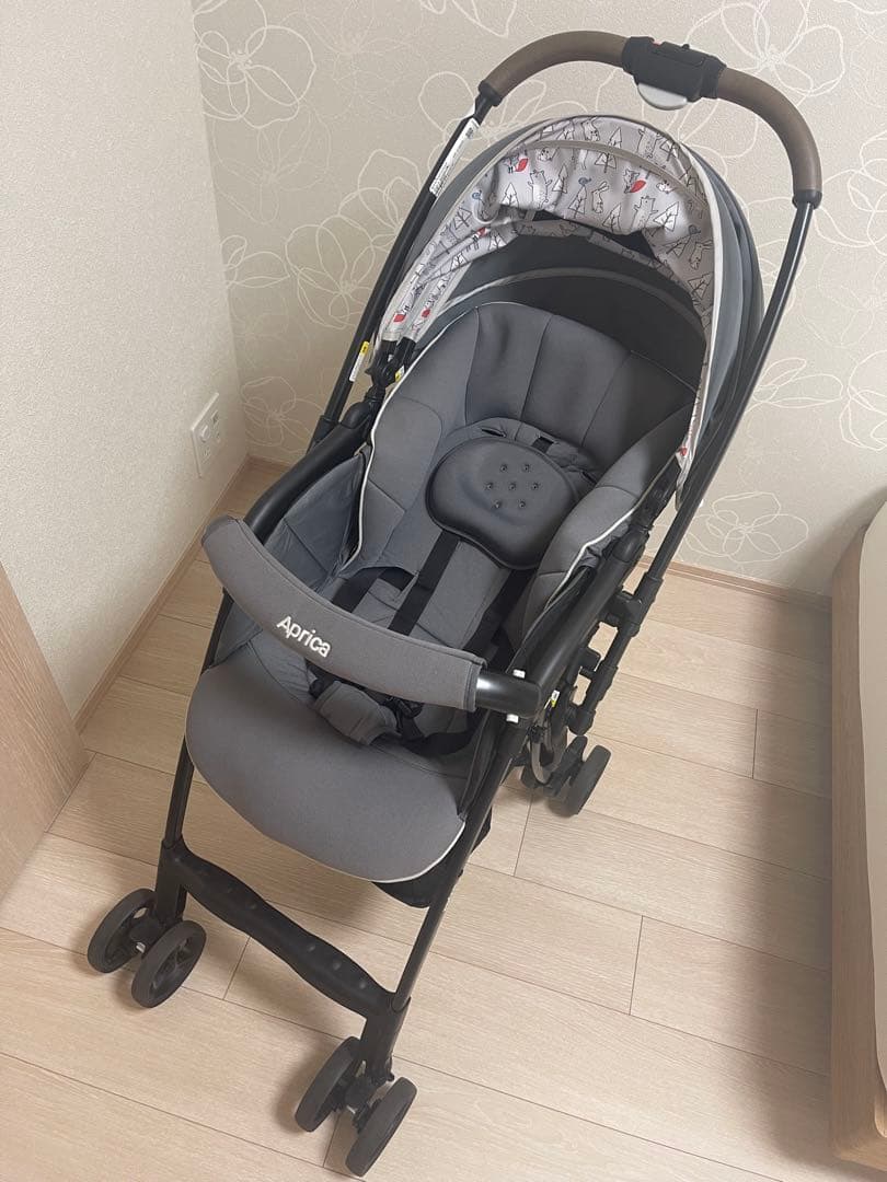 Aprica カルーンエアー ベビーカー グレー