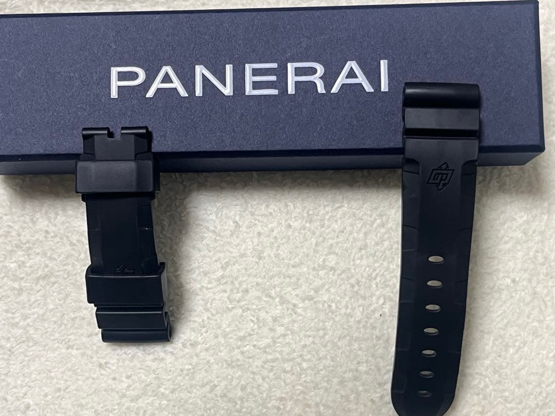 【極美品]PANERAI パネライ　純正ラバーストラップ