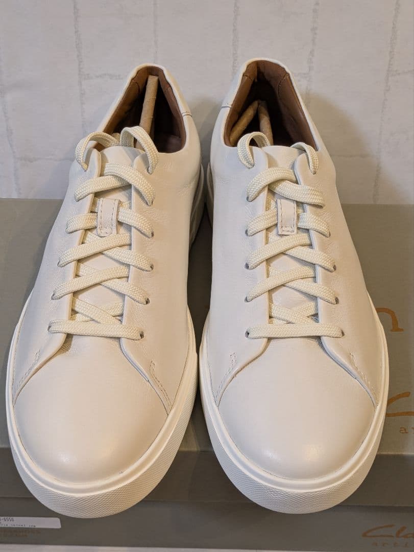新品⭐Clarks 本革 Un Costa Lace ローカットスニーカー