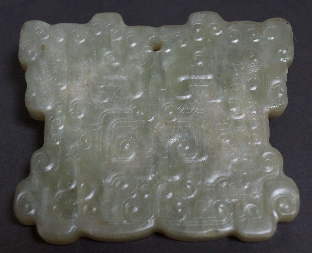 古代 和田玉(ホータン)細工彫り獣面珮 大型根付 帯飾り 提げ物 装飾品☆戦漢彫