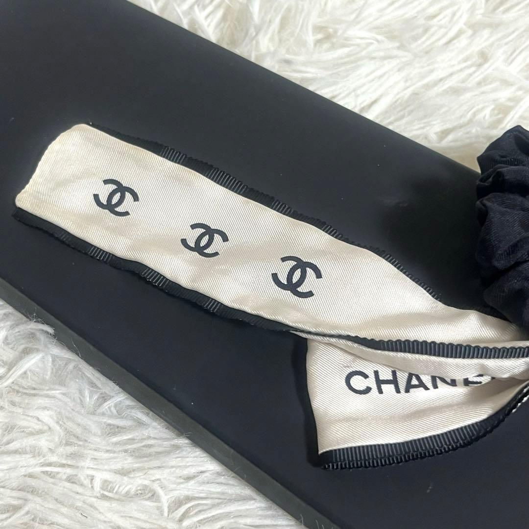 希少　CHANEL シャネル　ヘアゴム　シュシュ　リボン　ココマーク　エクリュ