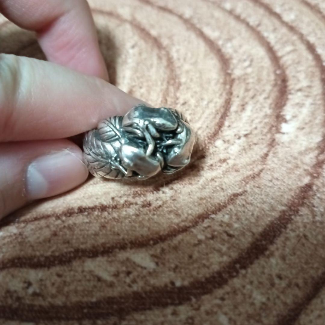 かすう工房　かえるの指輪と蓮のピアス