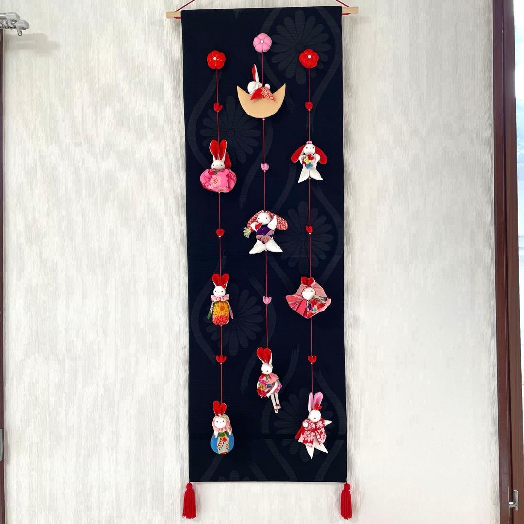 145 マチャケ　うさぎタペストリー　吊るし飾り　古布