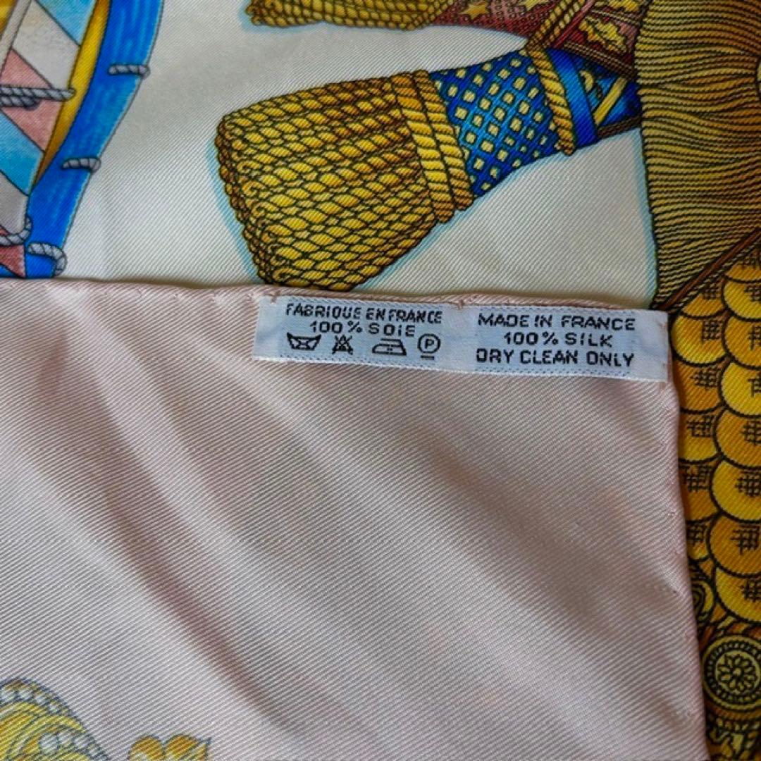 Hermès シルクスカーフ カレ90 LES TAMBOURS