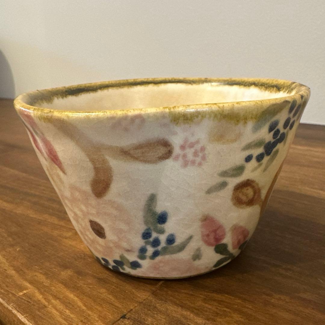山野辺彩さん作品②　益子焼　益子市　食器　陶器 小鉢　花柄　希少　皿