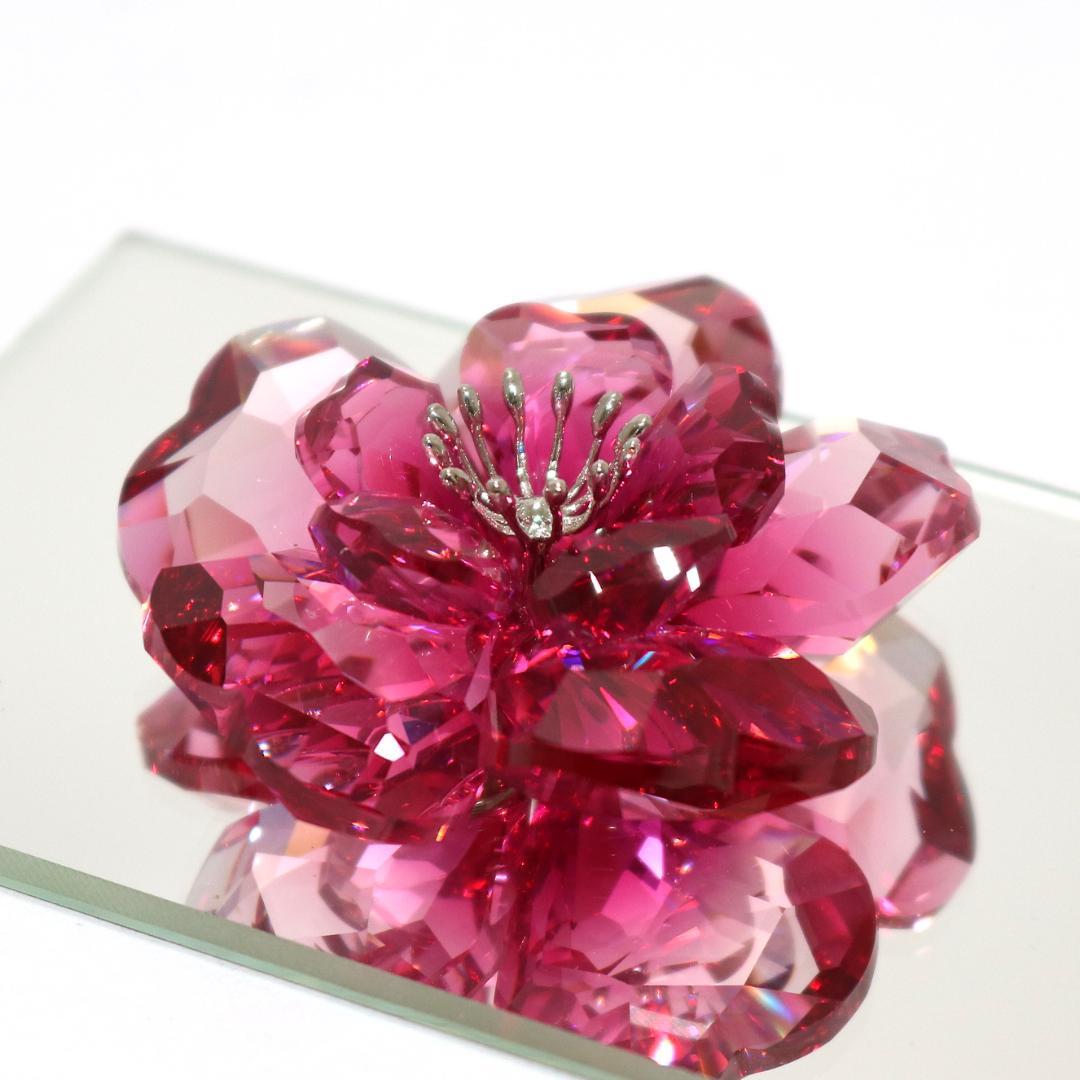 【美品】スワロフスキー Darose クリスタルレッド 956808 フラワー