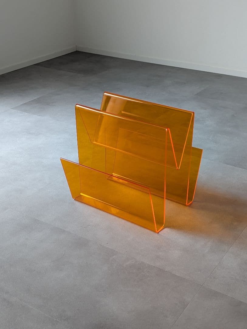 USED/スペースエイジ y2k アクリルマガジンラック space age