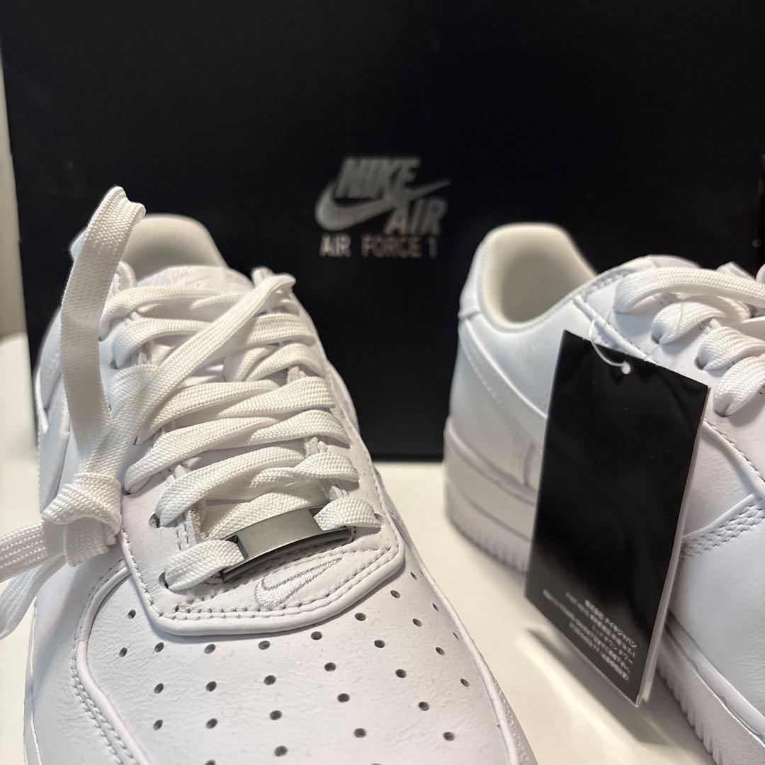 NIKE AIR FORCE 1 ホワイト