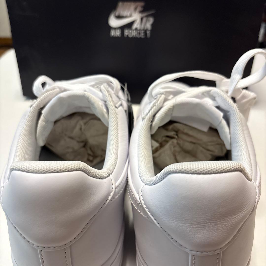NIKE AIR FORCE 1 ホワイト