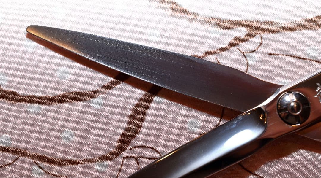 【武芸】　カットシザー　６インチ　笹刃　ドライカット用 　7.5万円で新品購入