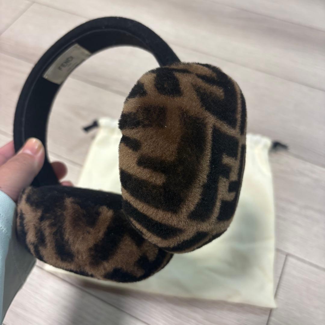 新品未使用　FENDI 耳あて・イヤーマフ ブラウン/ブラック
