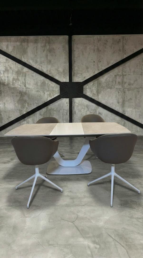 BoConcept Alicante 伸長式テーブル｜W140-190