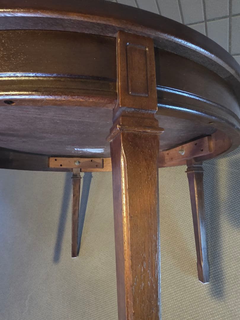 クラシック円形木製テーブル　地中海　円卓　コーヒーテーブル　ラウンドテーブル