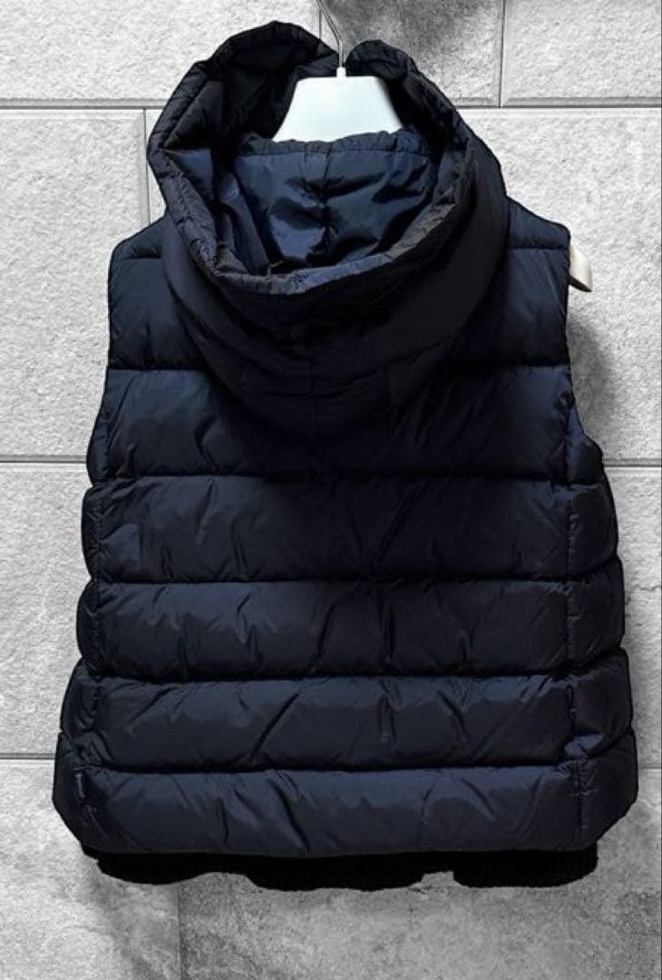 【MONCLER】モンクレール ブラックダウンベスト　レディース