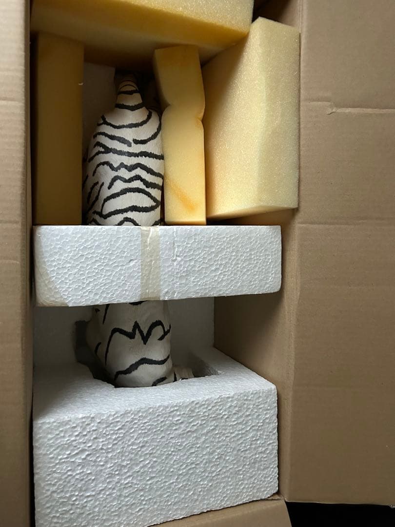 ★フランクリンミント 「WHITE MAJESTY」 ホワイトタイガー 台座付★