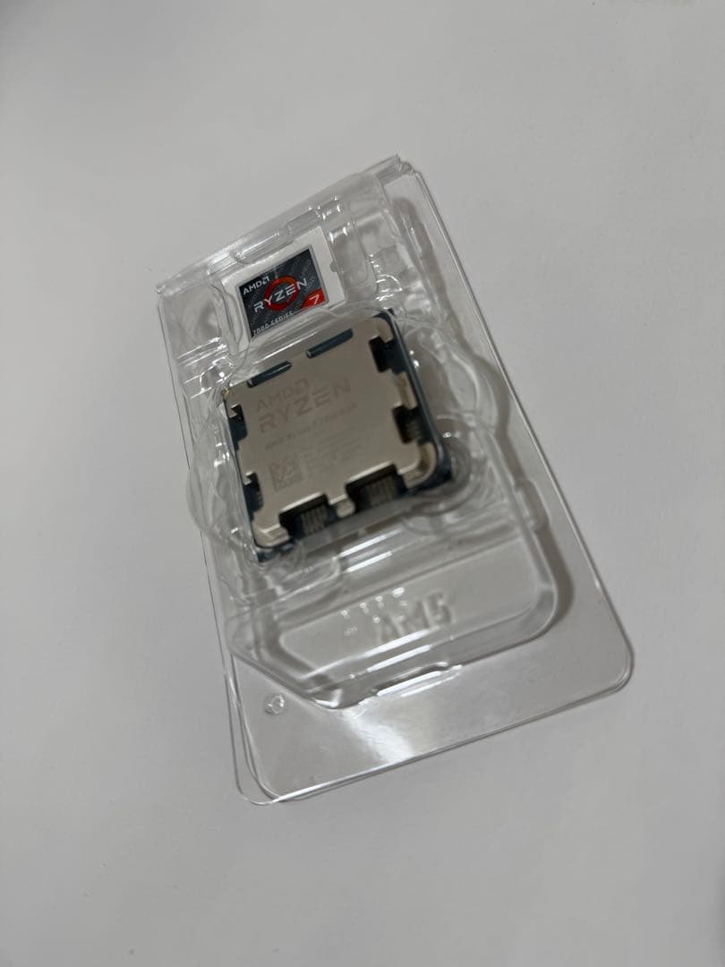 【CPU】AMD Ryzen7 7800X3D【中古】