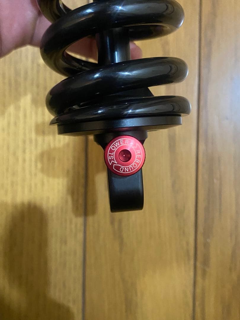 Marzocchi Bomber MTB リアサスペンション