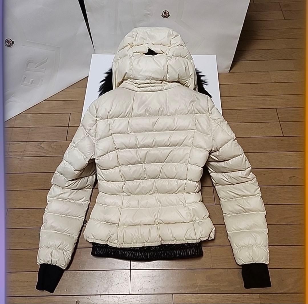 【MONCLERモンクレール】リアルファーダウンジャケット