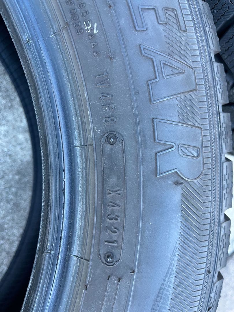【着払い】195/65R/16 GOODYEAR スタッドレス　4本セット