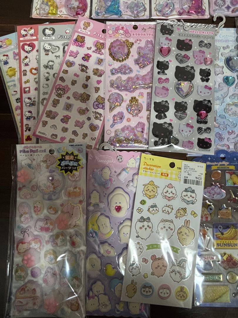 ボンボンドロップシール　ちいかわ　しずくちゃん　コットンパフィー　大人の図鑑