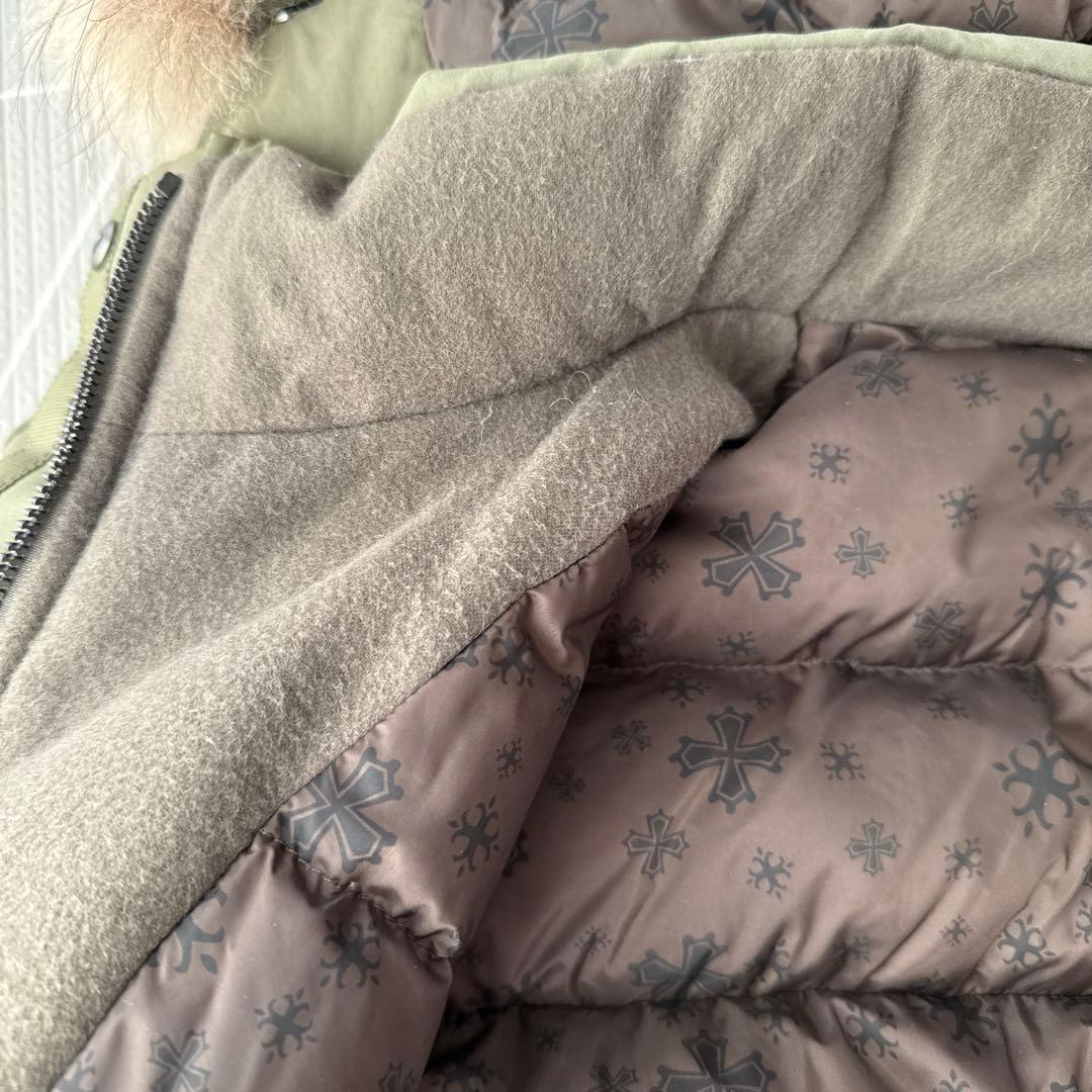 TATRAS ショートダウン　オリーブ