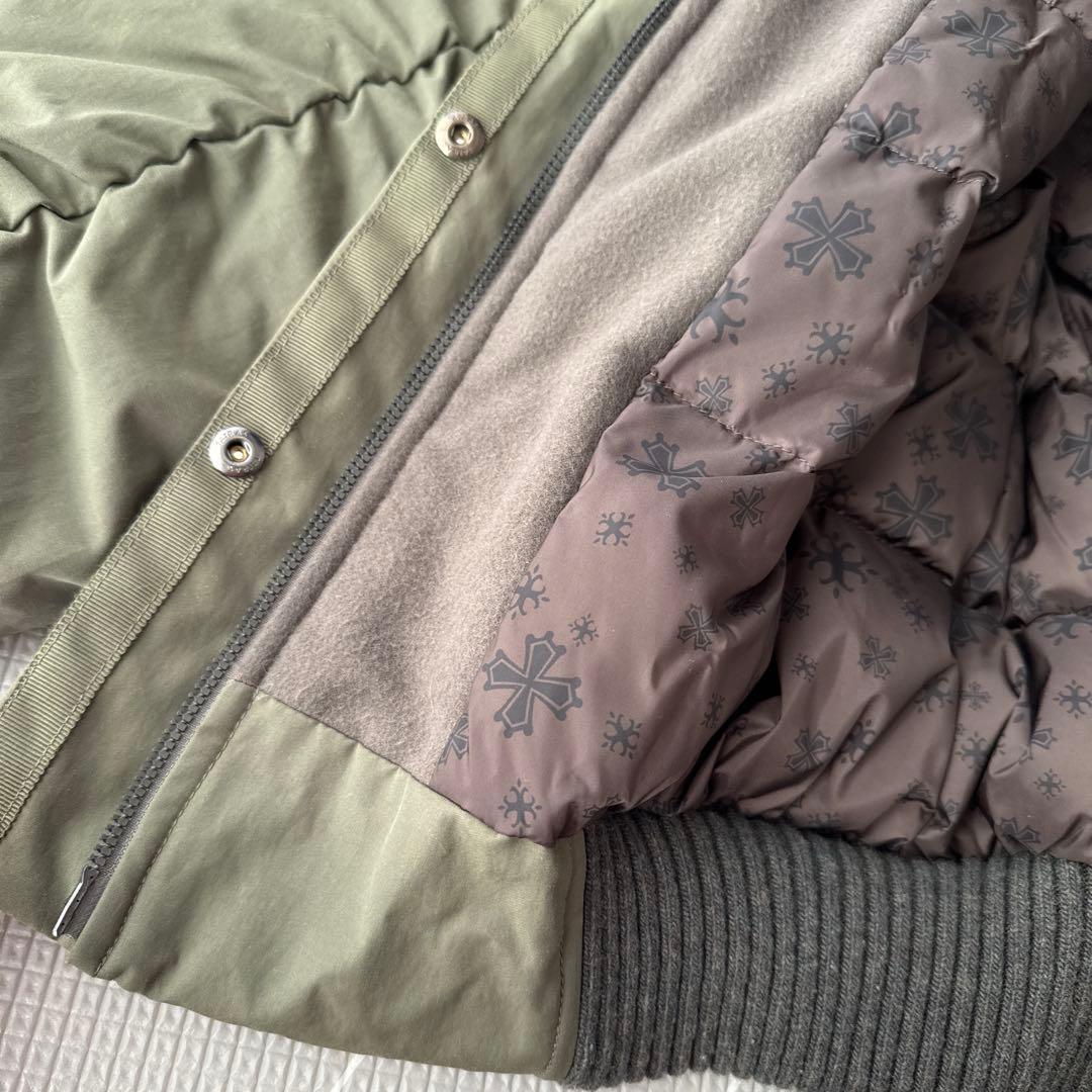 TATRAS ショートダウン　オリーブ