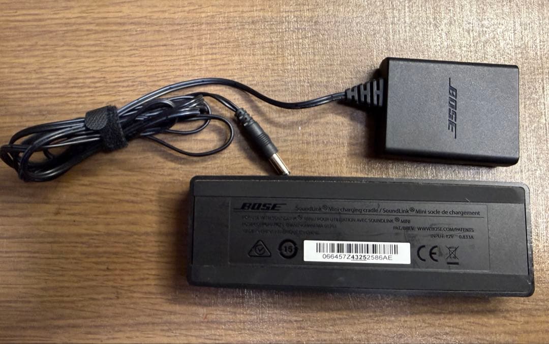 Bose SoundLink Mini ワイヤレススピーカー（充電池新品交換済）