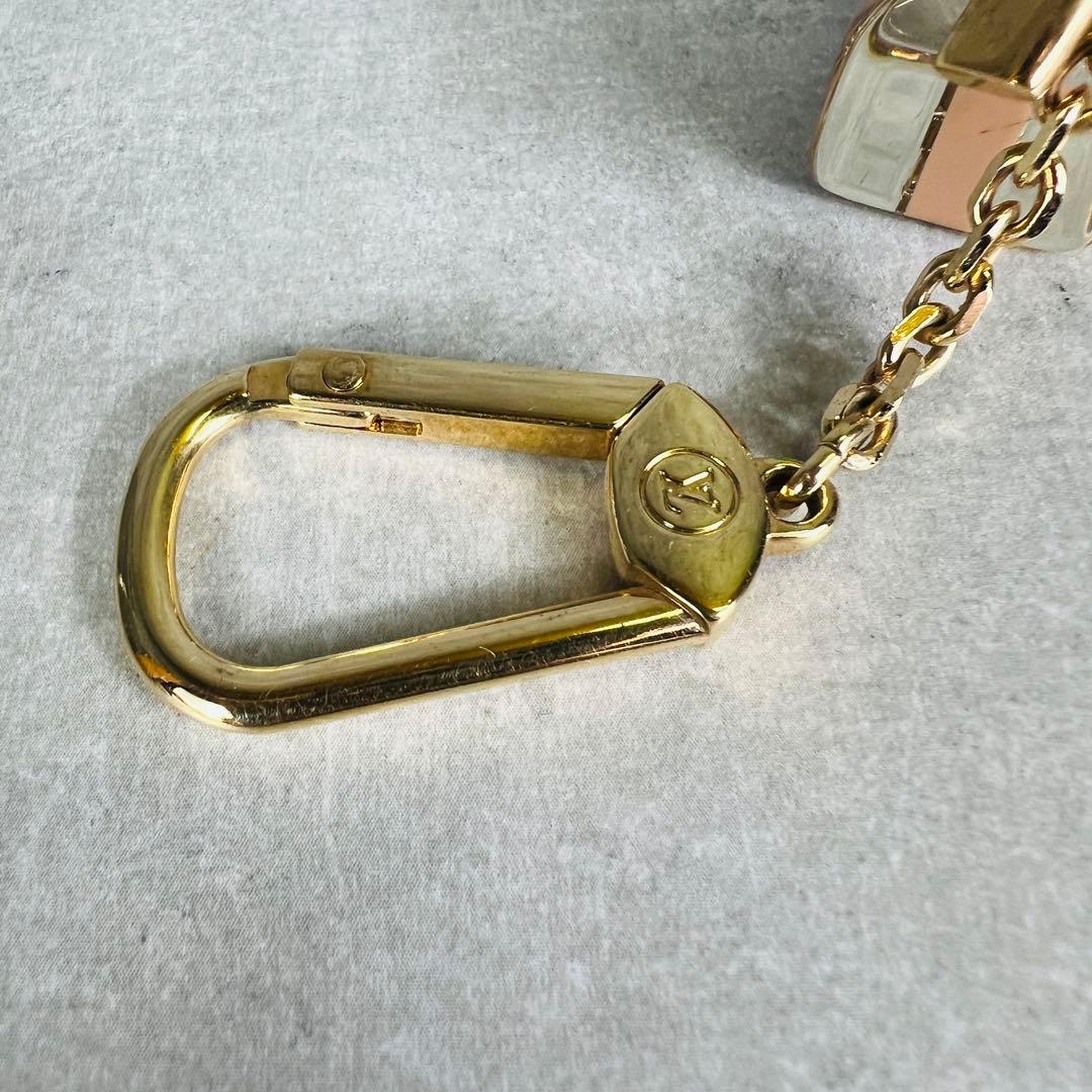 ルイヴィトン ポルトクレ スピーディ アンクルージョン キーホルダー ゴールド