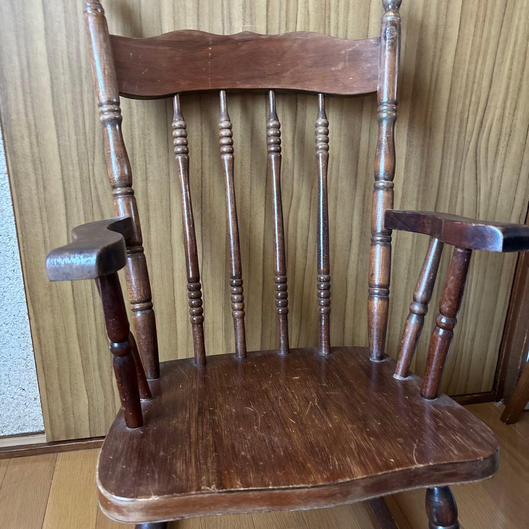 アンティークのロッキングチェア　子供用サイズ