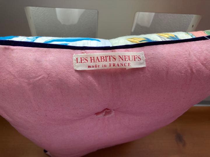 最終価格・★新品未使用・レザビヌフ★les habits neufs クッション