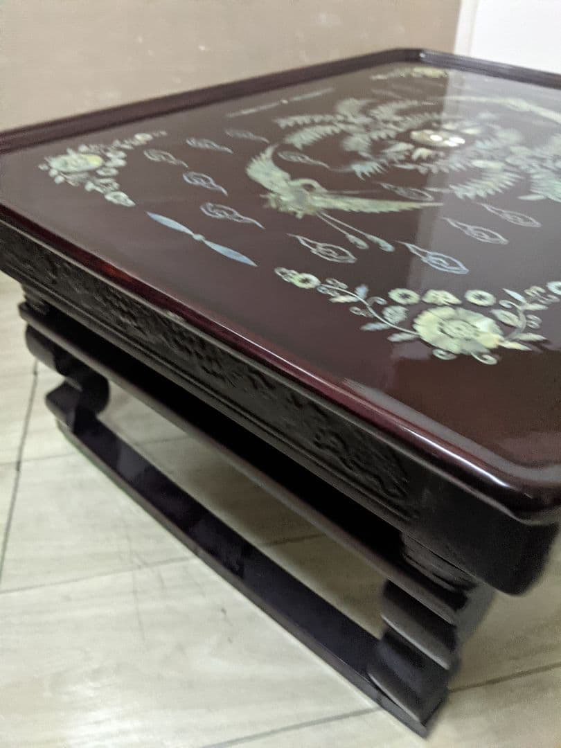 李朝螺鈿食事台　時代物　折畳式