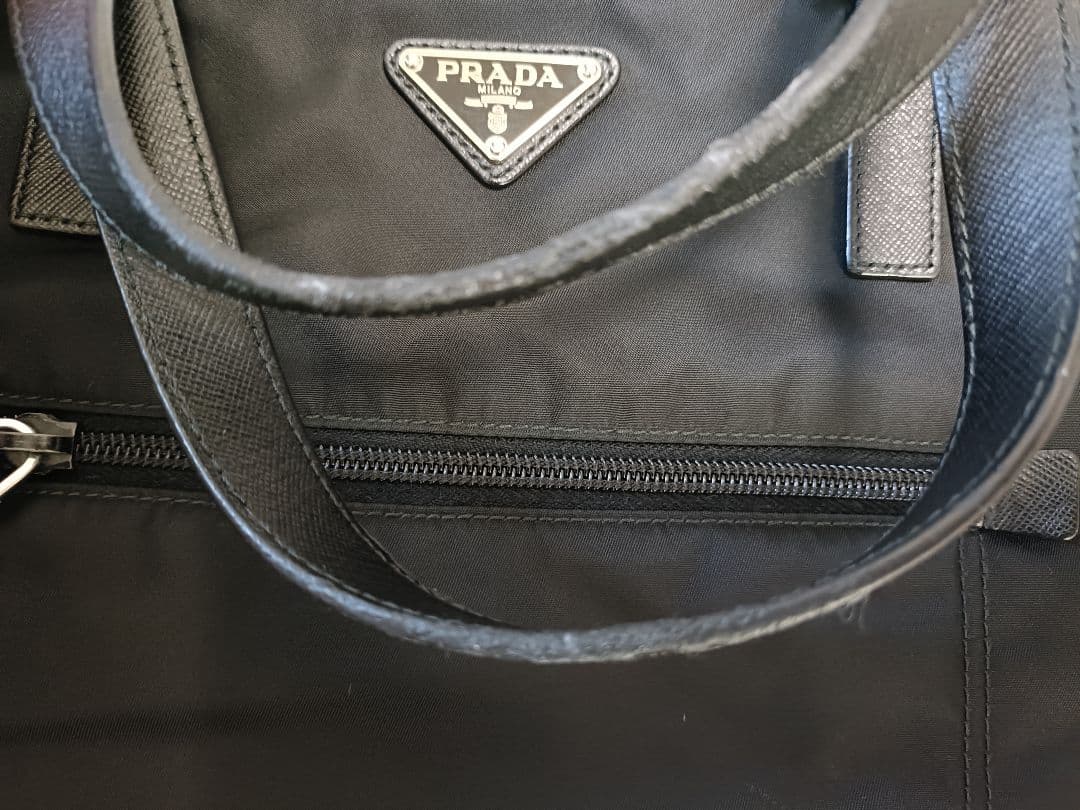 PRADA ブラック トートバッグ