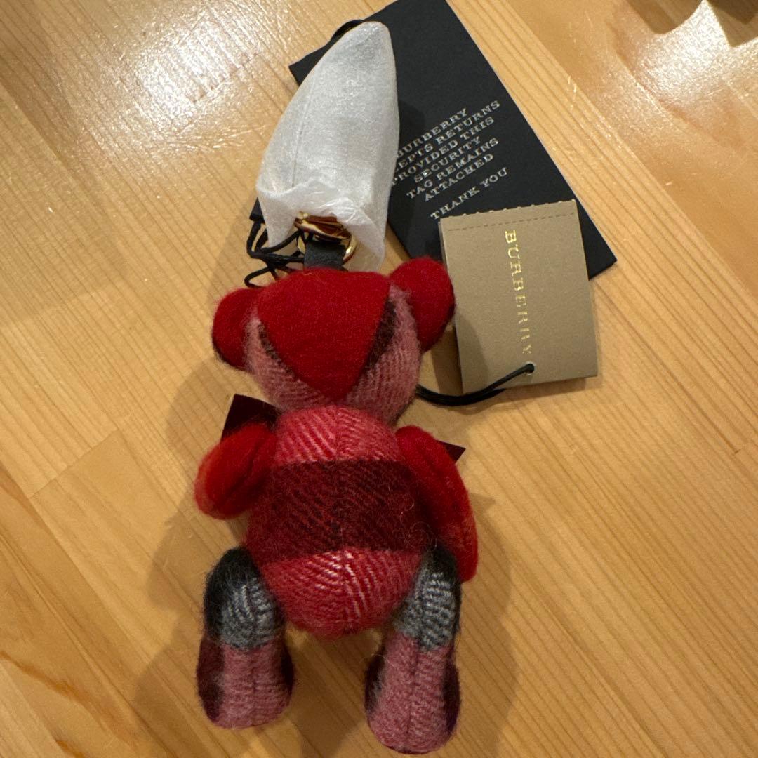 未使用新品正規品　Burberry可動テディベア（レッド）キーホルダー