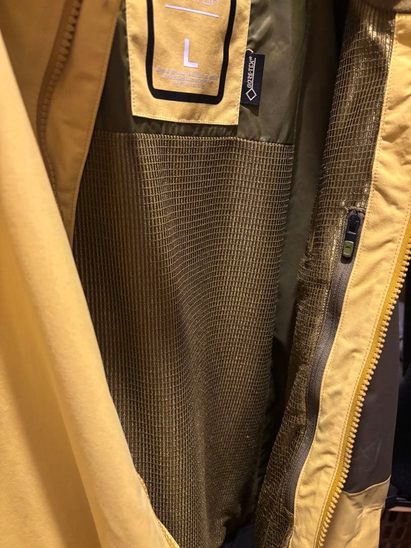 Burton ak スノーボードウェア