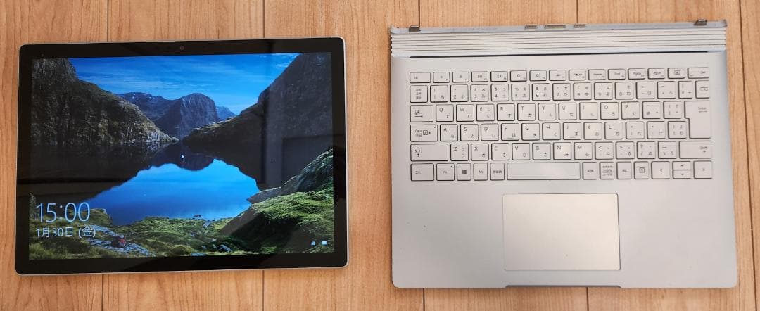 Microsoft Surface Book2 13.5インチ シルバー