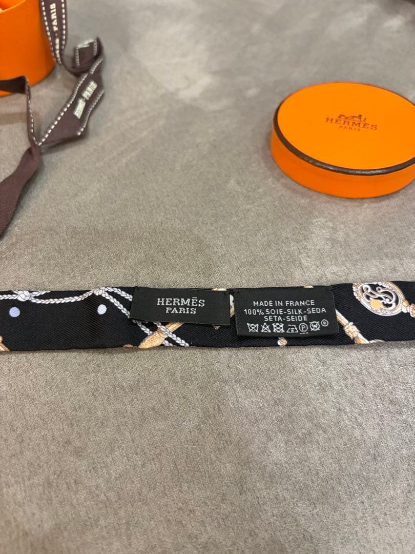 HERMES エルメス ツイリードール レ・クレ・ア・ポア ノワール