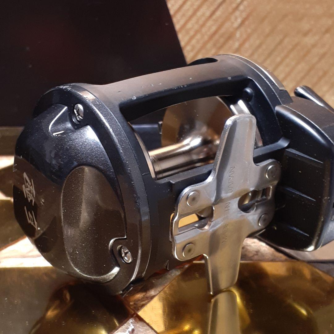 ダイワ 巨鯉 40W ベイトリール 遠投釣り 石鯛 イシダイ美品