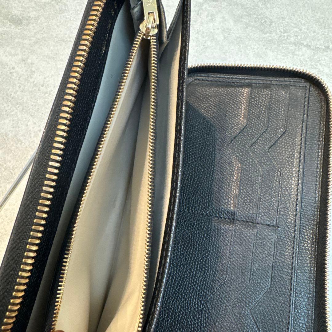 Valextra ブラック　黒 長財布