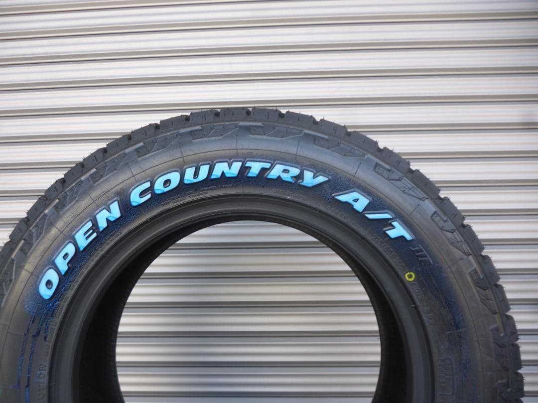 送料込☆TOYOオープンカントリーA/TⅢ☆215/65R16LT☆ハイエース