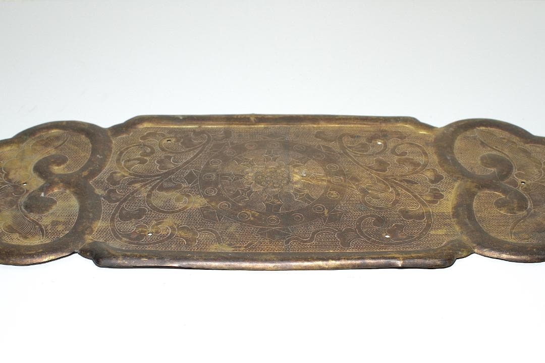 江戸時代 唐花輪宝文 毛彫 金銅板