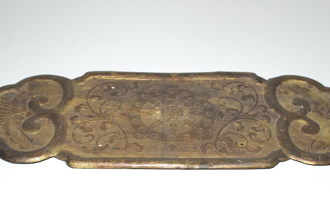 江戸時代 唐花輪宝文 毛彫 金銅板