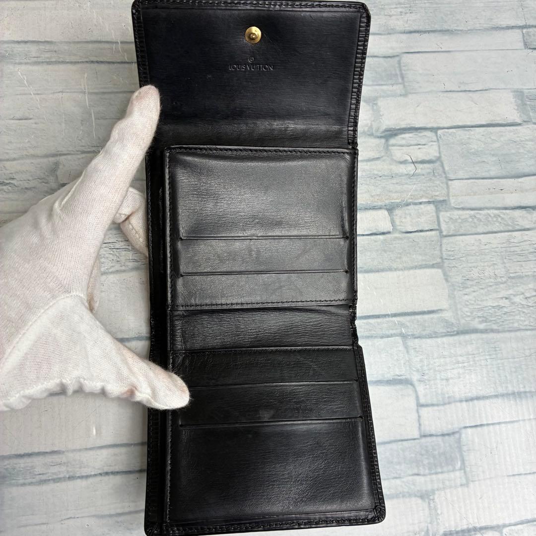 極美品　50 ルイヴィトン　エピ 二つ折り財布　Ｗホック is2