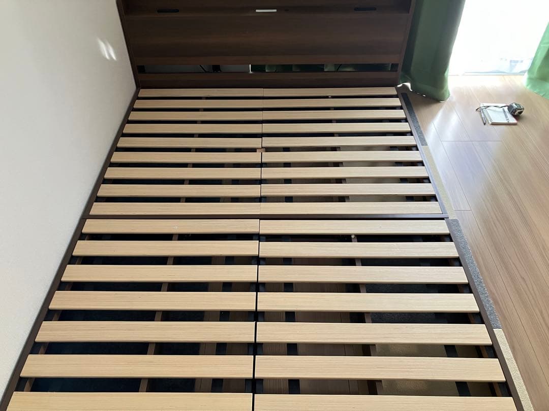 ダブルベッドフレーム ブラウン